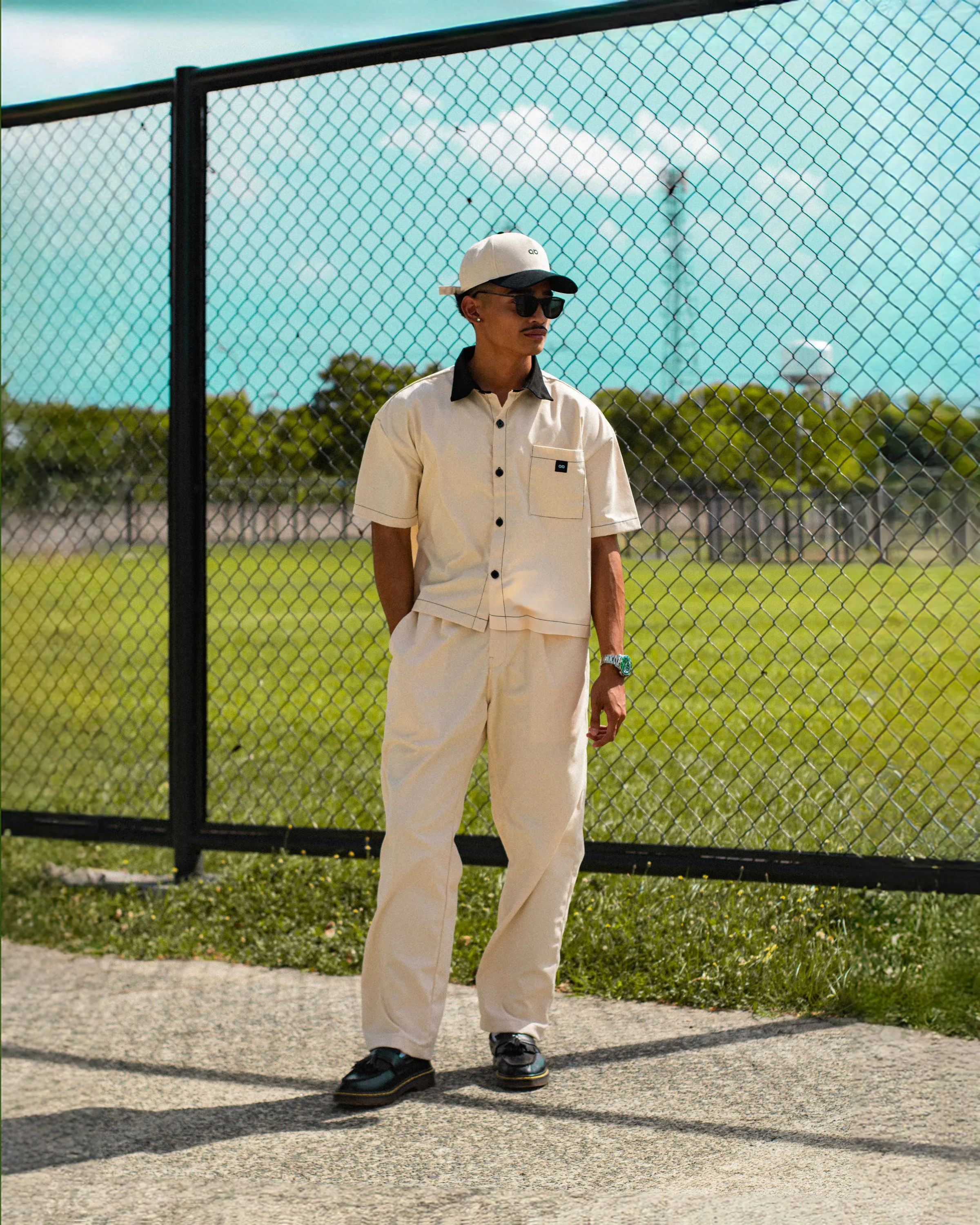 cropped polo shirt | button-down | drop shoulder | dual-tone and box fit | classic twill | crème