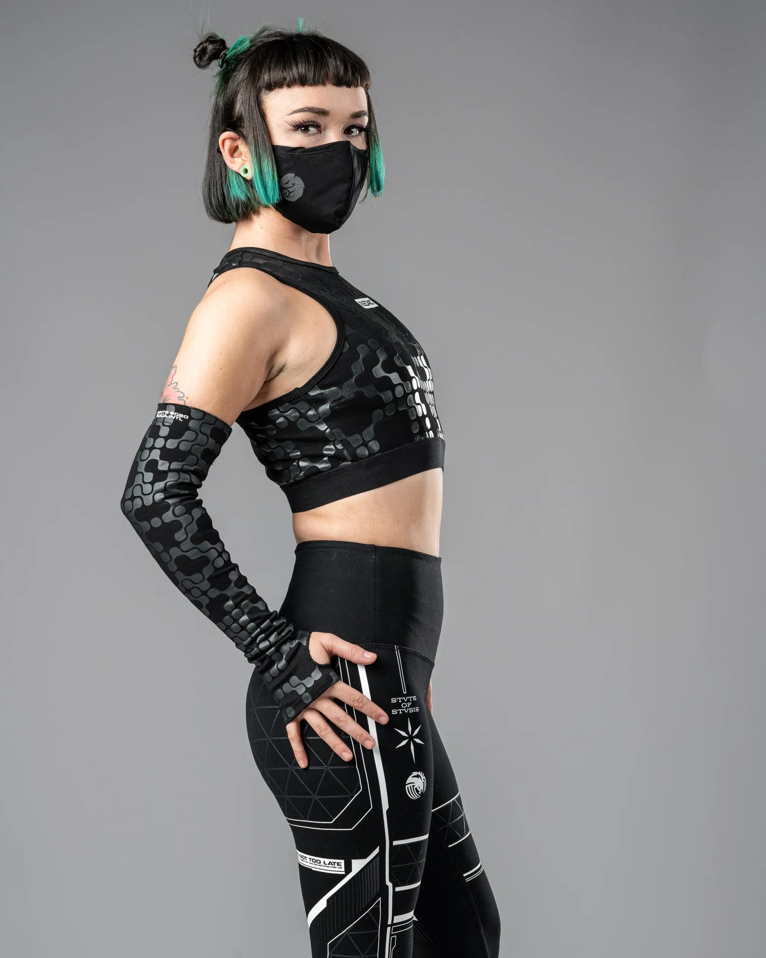 RIZEYA Racerback Crop Tank Top