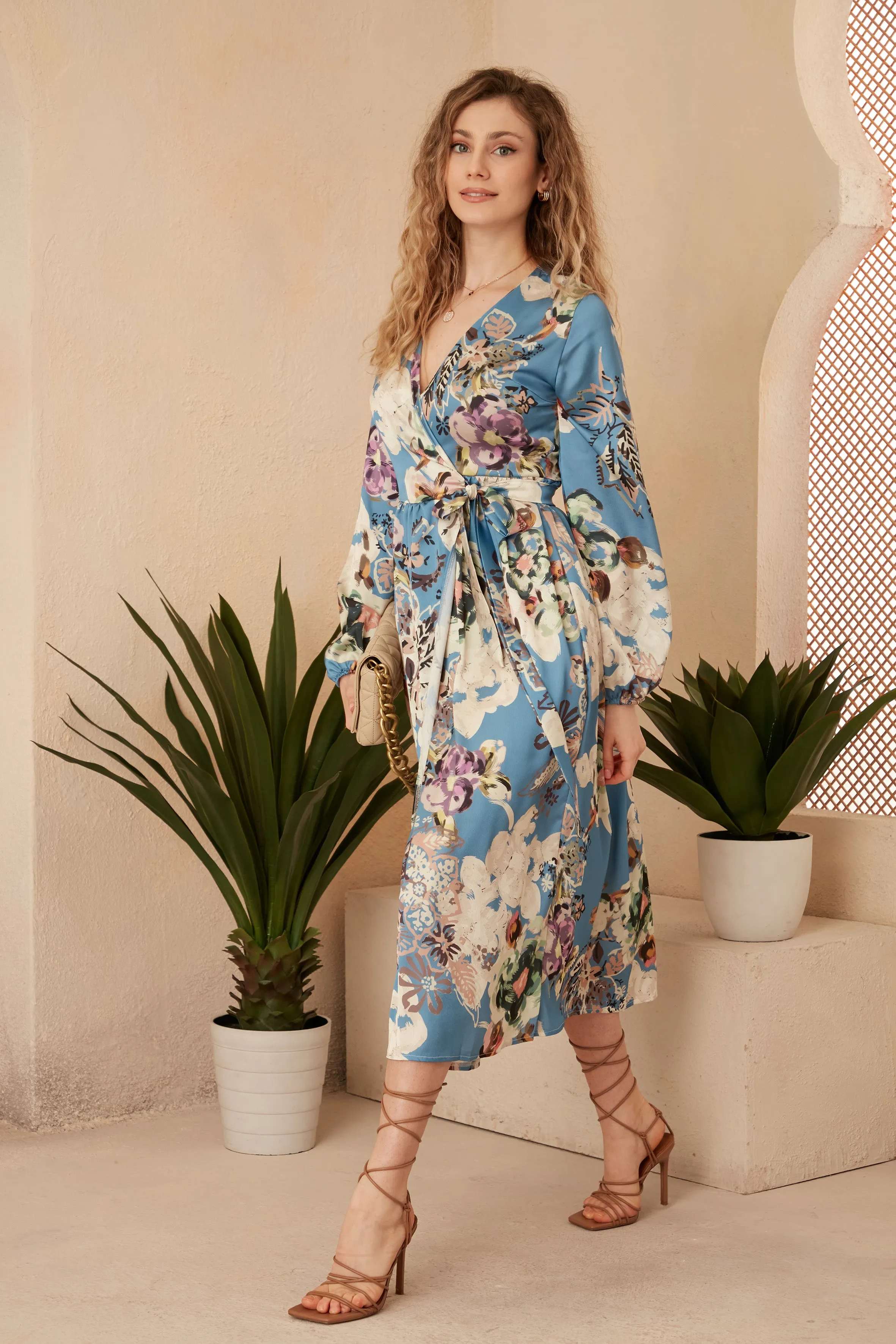 Wrap Long Sleeve Midi dress in Floral print